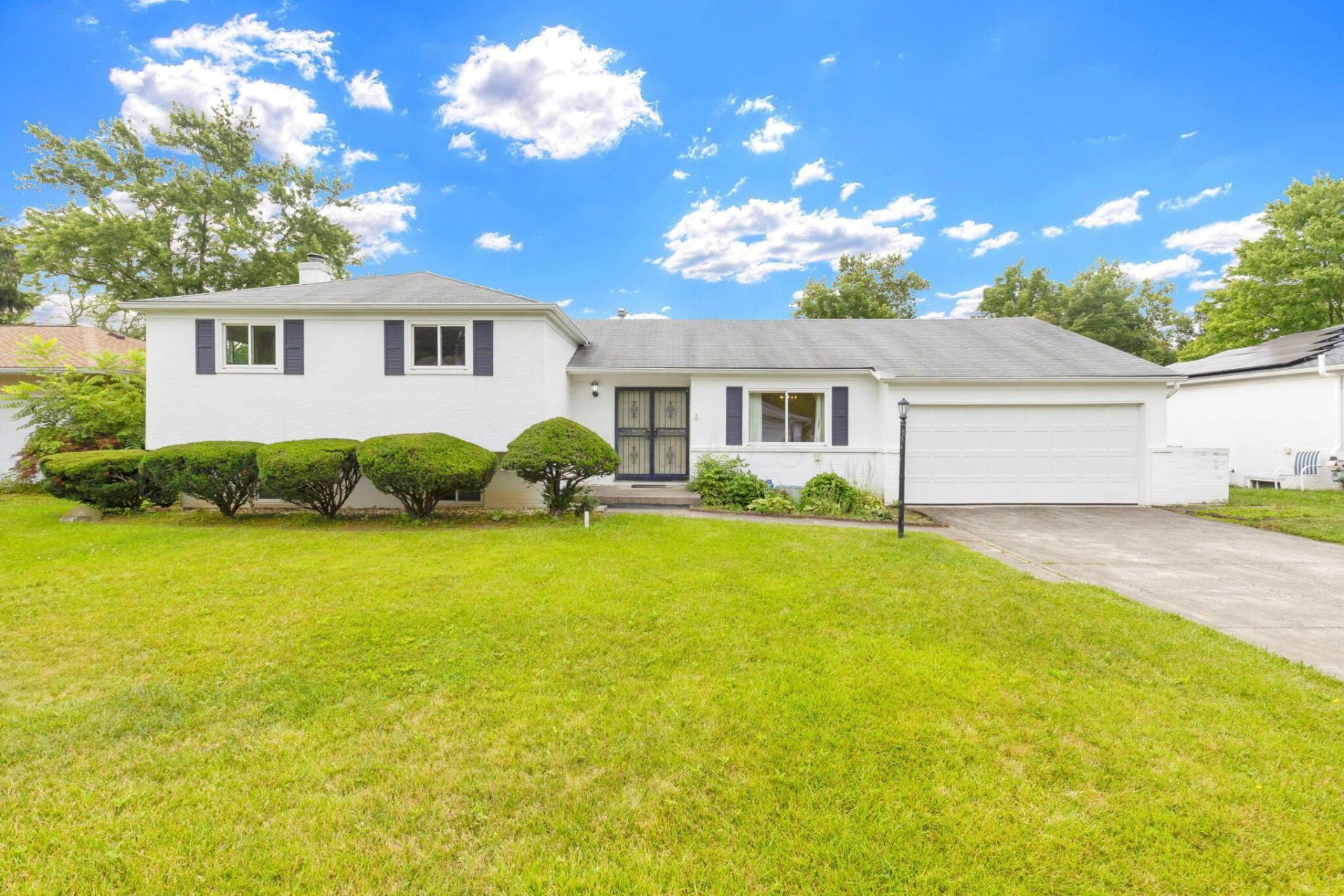 5485 Walshire Drive , Columbus, OH 43232 Main Photo