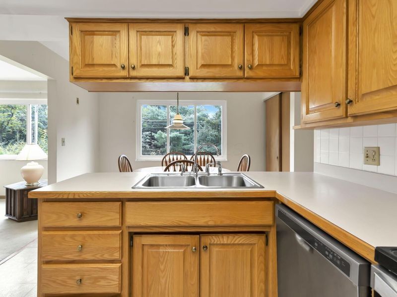 5485 Walshire Drive, Columbus, OH 43232 Photo 16
