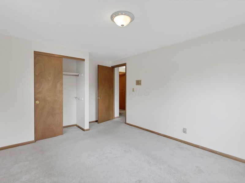 5485 Walshire Drive, Columbus, OH 43232 Photo 23