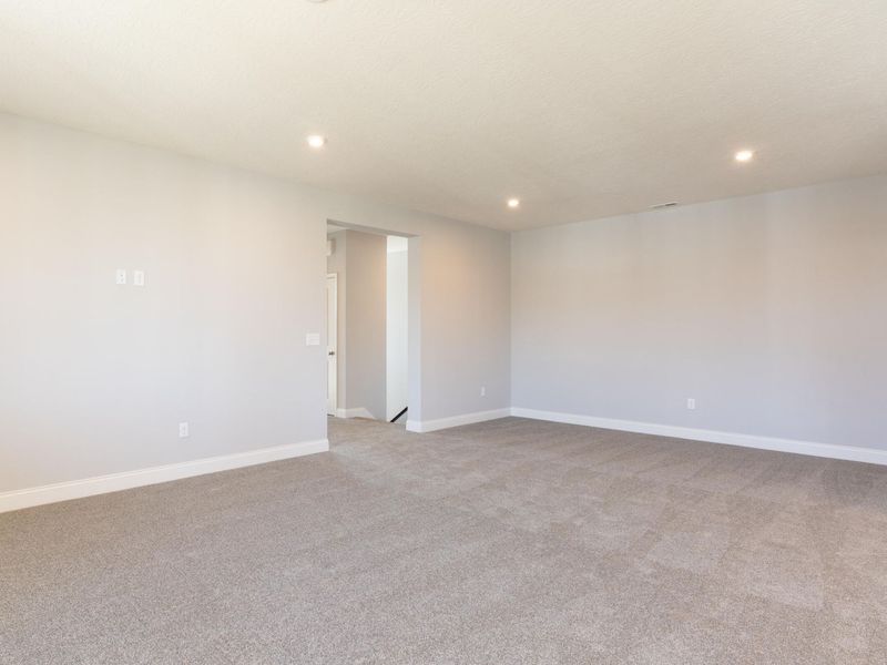560 Tristan Lane, Florence, KY 41042 Photo 8