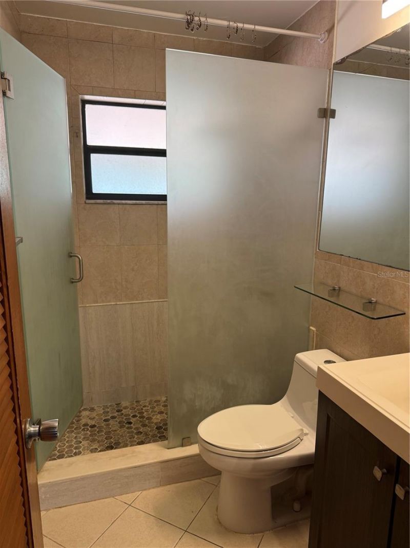8240 NW 181st Street, Hialeah, FL 33015 Photo