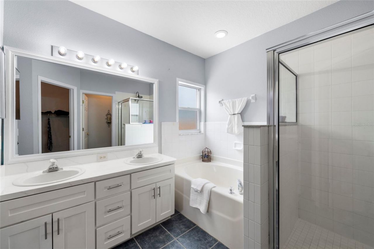 7020 49th Place E, Palmetto, FL 34221 Photo