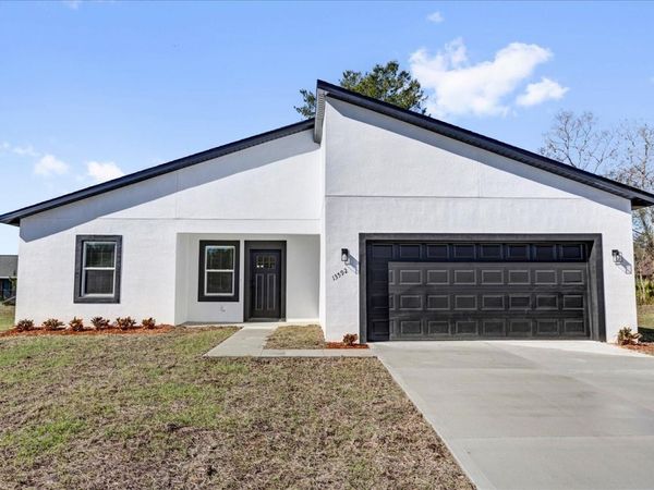 13592 SW 40 CIRCLE , OCALA, FL 34473