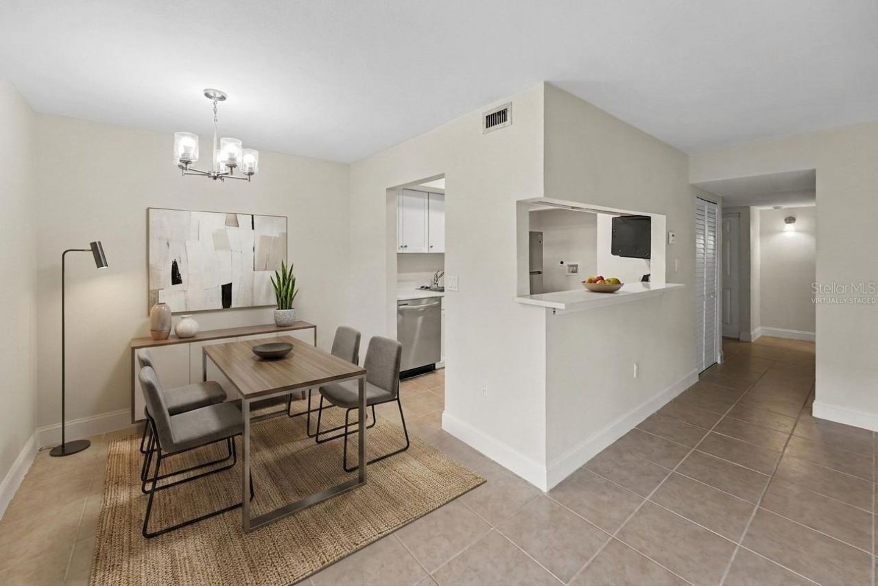 11502 7th Lane N, Unit 1401, Saint Petersburg, FL 33716 Photo