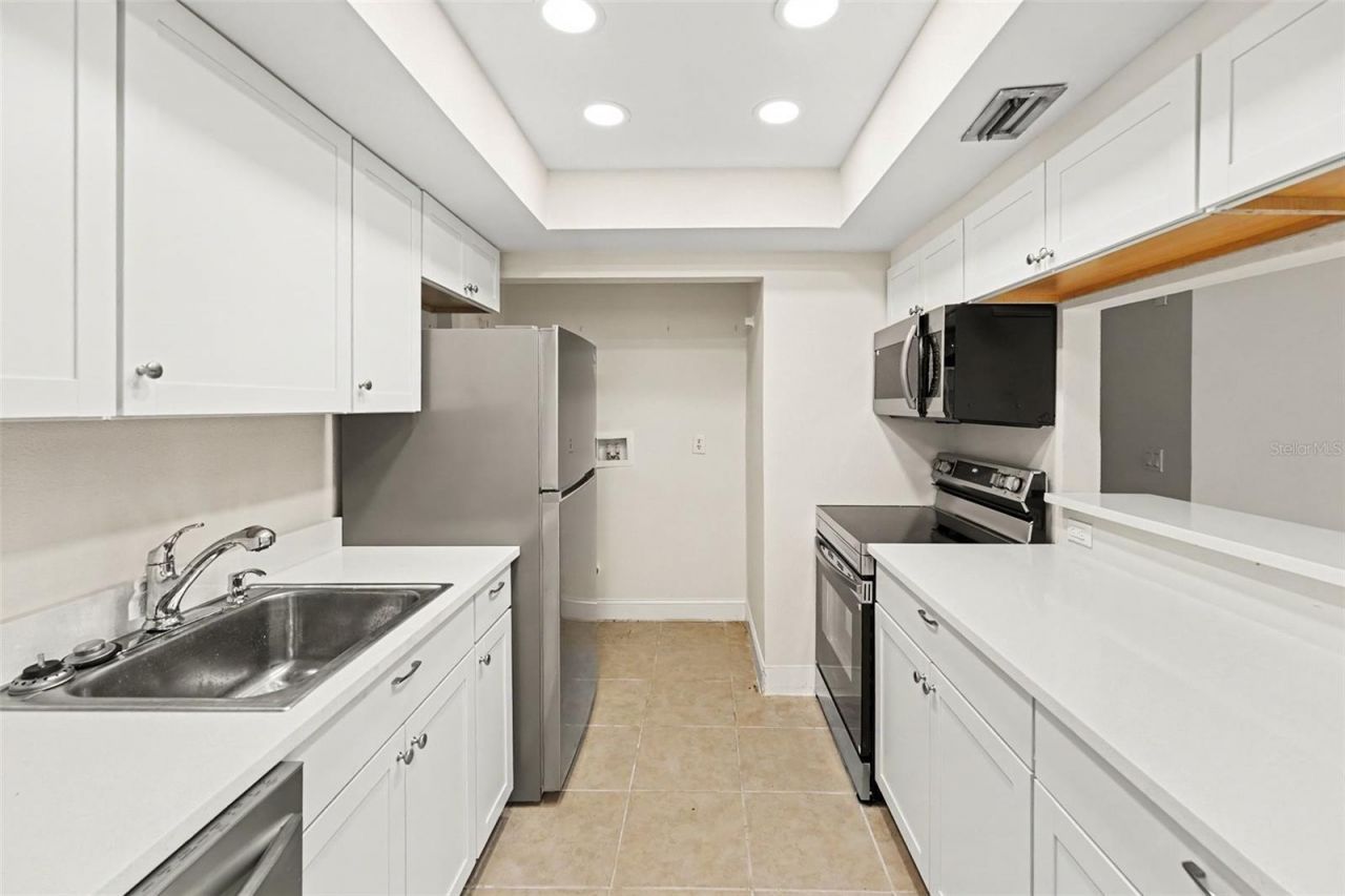 11502 7th Lane N, Unit 1401, Saint Petersburg, FL 33716 Photo