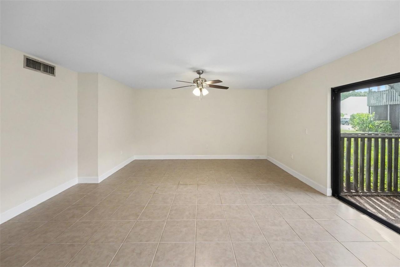 11502 7th Lane N, Unit 1401, Saint Petersburg, FL 33716 Photo