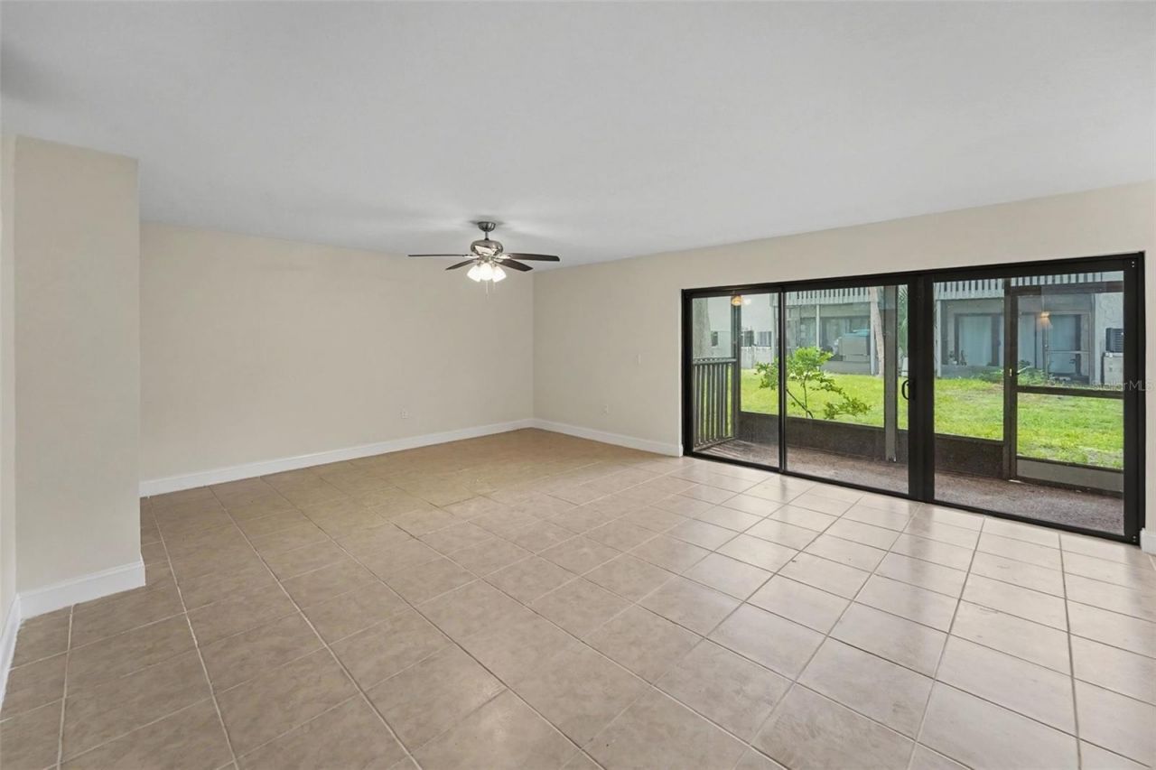 11502 7th Lane N, Unit 1401, Saint Petersburg, FL 33716 Photo