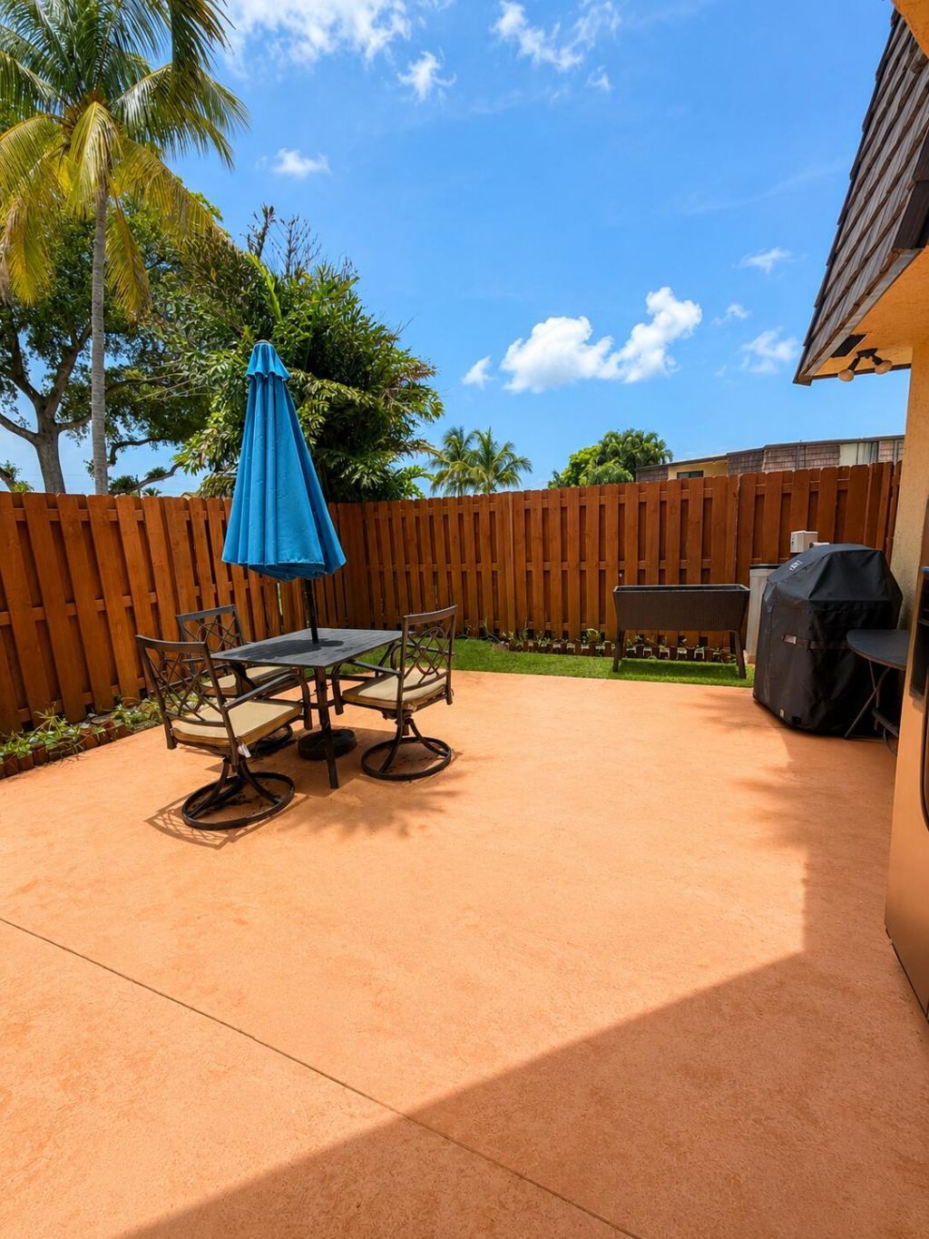 192 Springdale Circle, Palm Springs, FL 33461 Photo