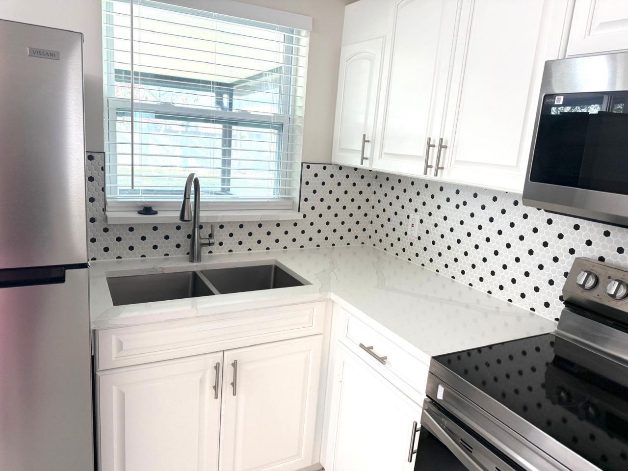 699 NW Riverside Drive, Port Saint Lucie, FL 34983 Photo