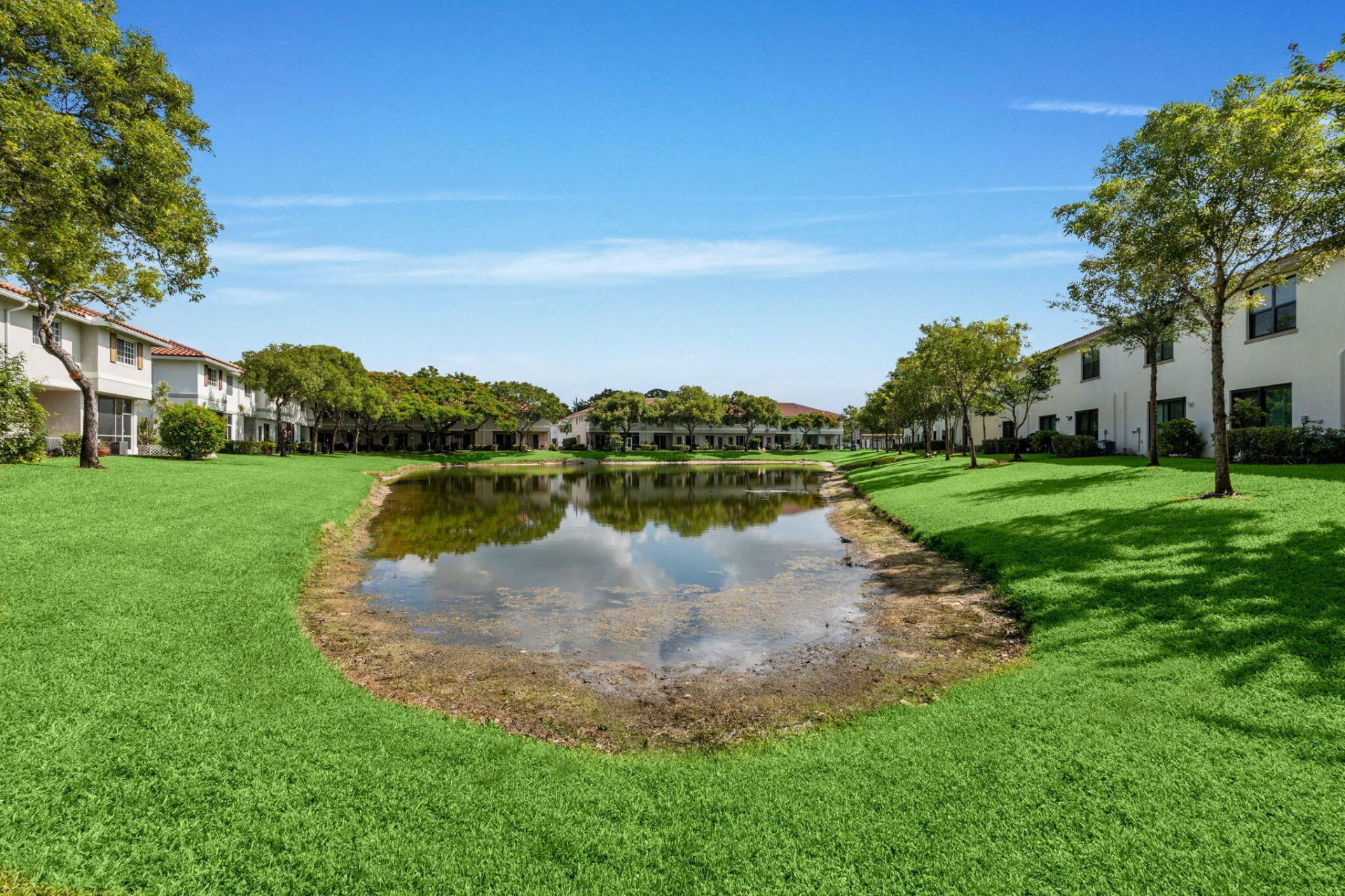 6001 Woods Edge Circle, Riviera Beach, FL 33410 Photo