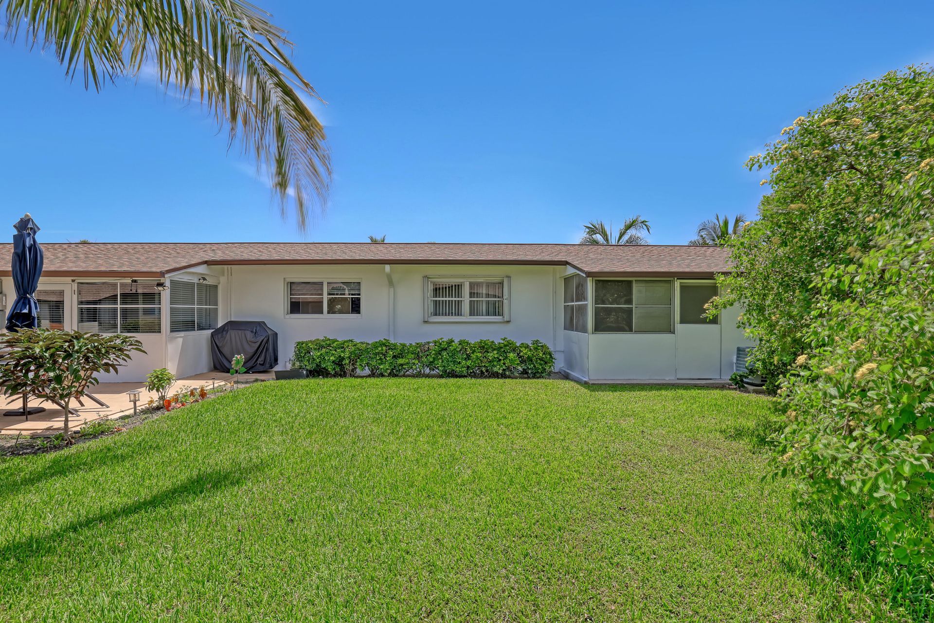 2940 Crosley Drive E, West Palm Beach, FL 33415 Photo