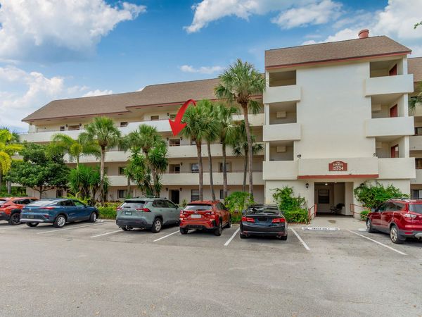 12524 SHORELINE Drive, Unit 302, Wellington, FL 33414