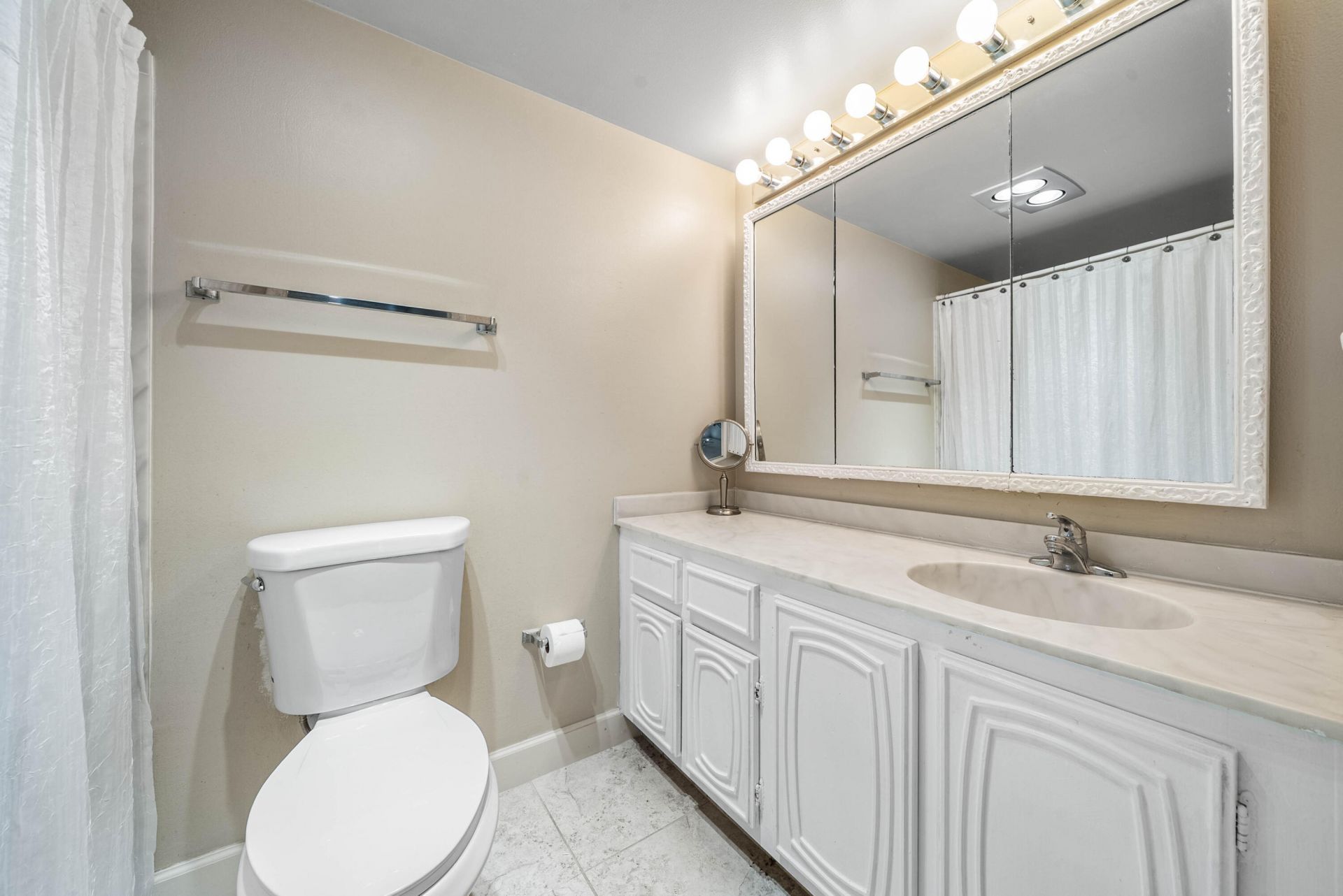 2360 SW 22nd Avenue, Unit 402, Delray Beach, FL 33445 Photo