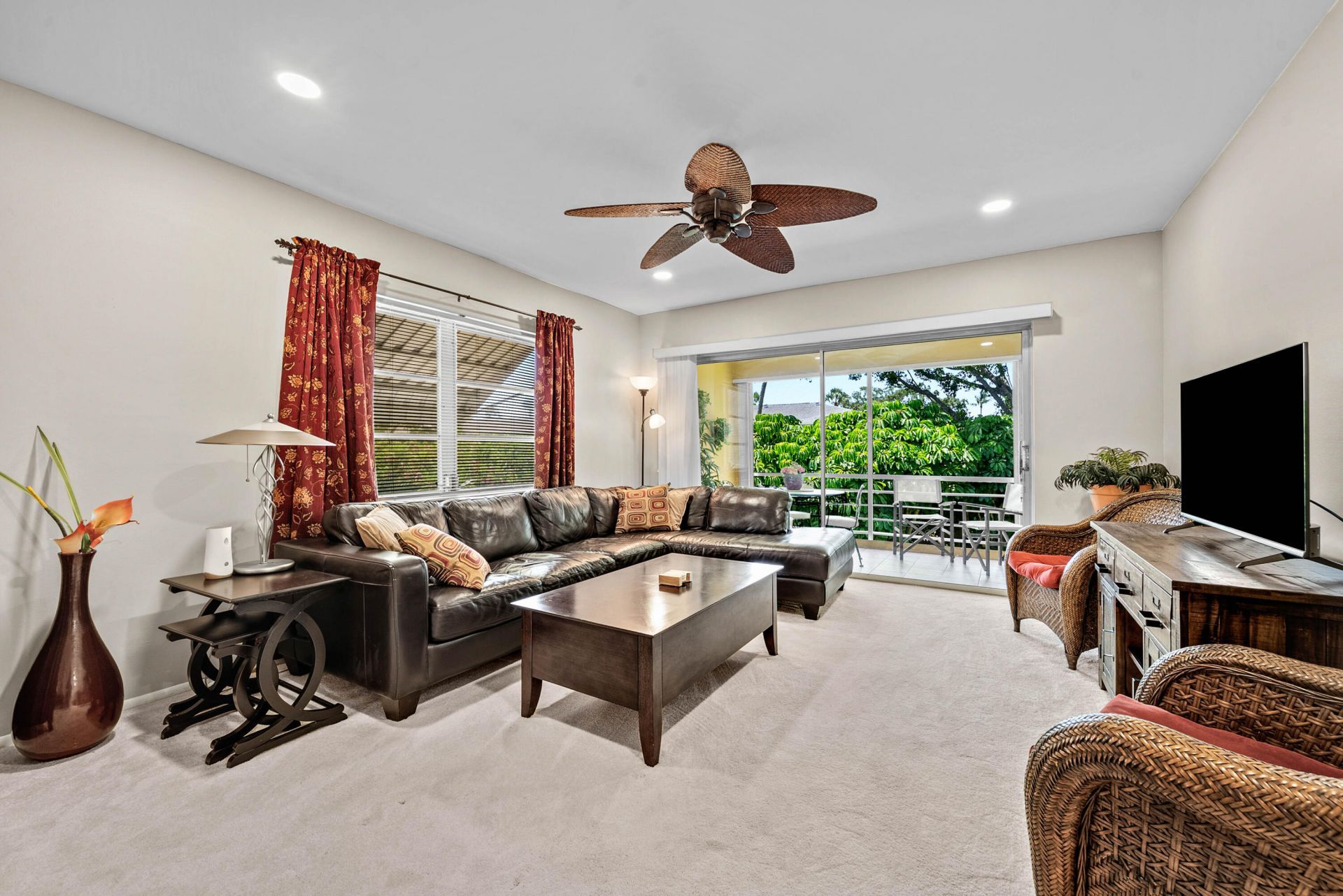 2360 SW 22nd Avenue, Unit 402, Delray Beach, FL 33445 Photo