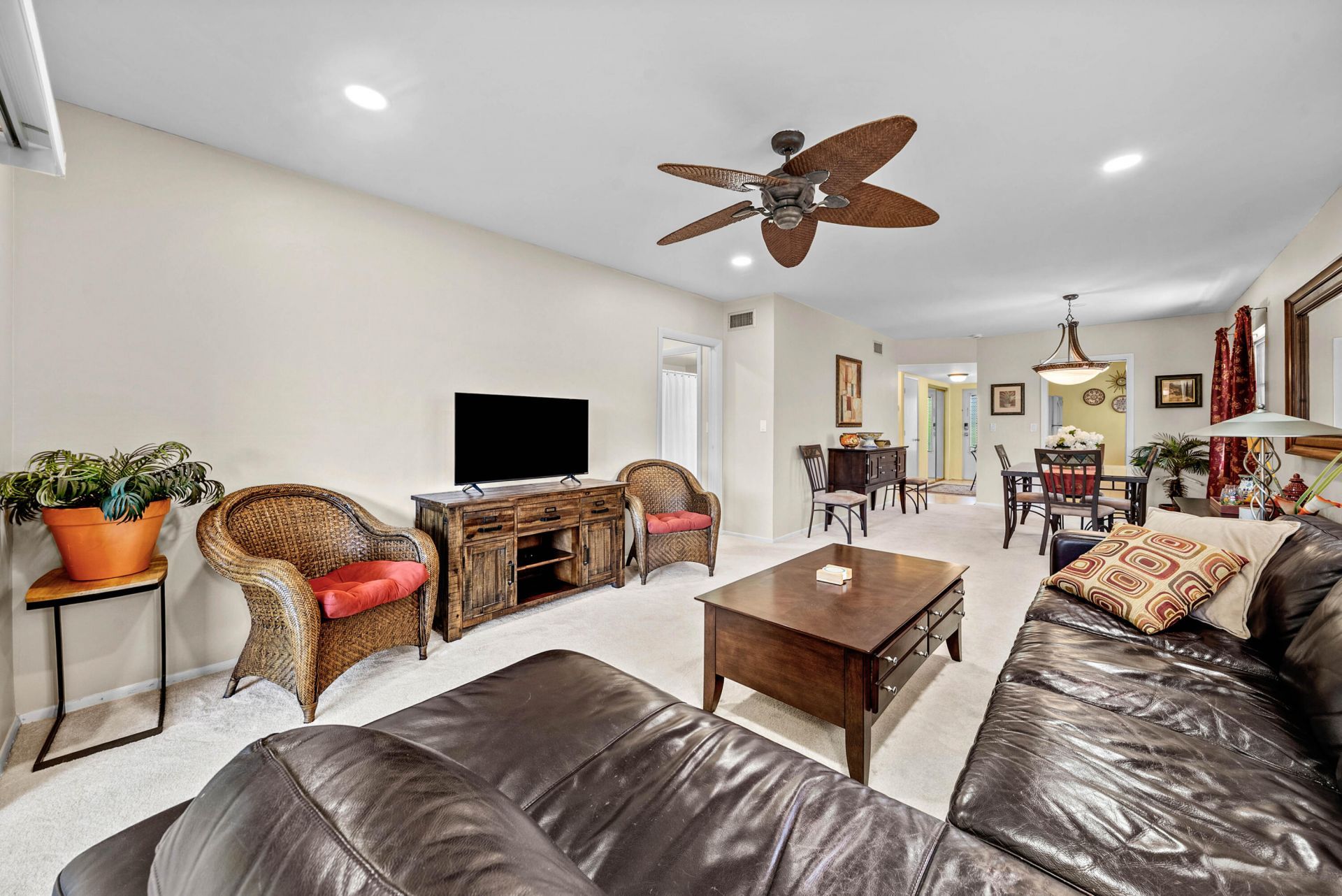 2360 SW 22nd Avenue, Unit 402, Delray Beach, FL 33445 Photo
