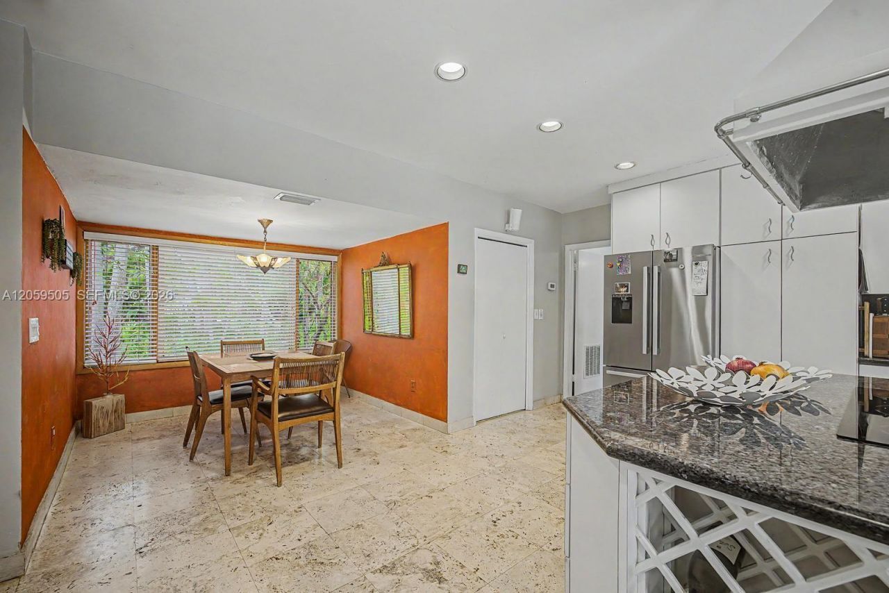 7331 SW 117th Ter , Pinecrest, FL 33156 Photo