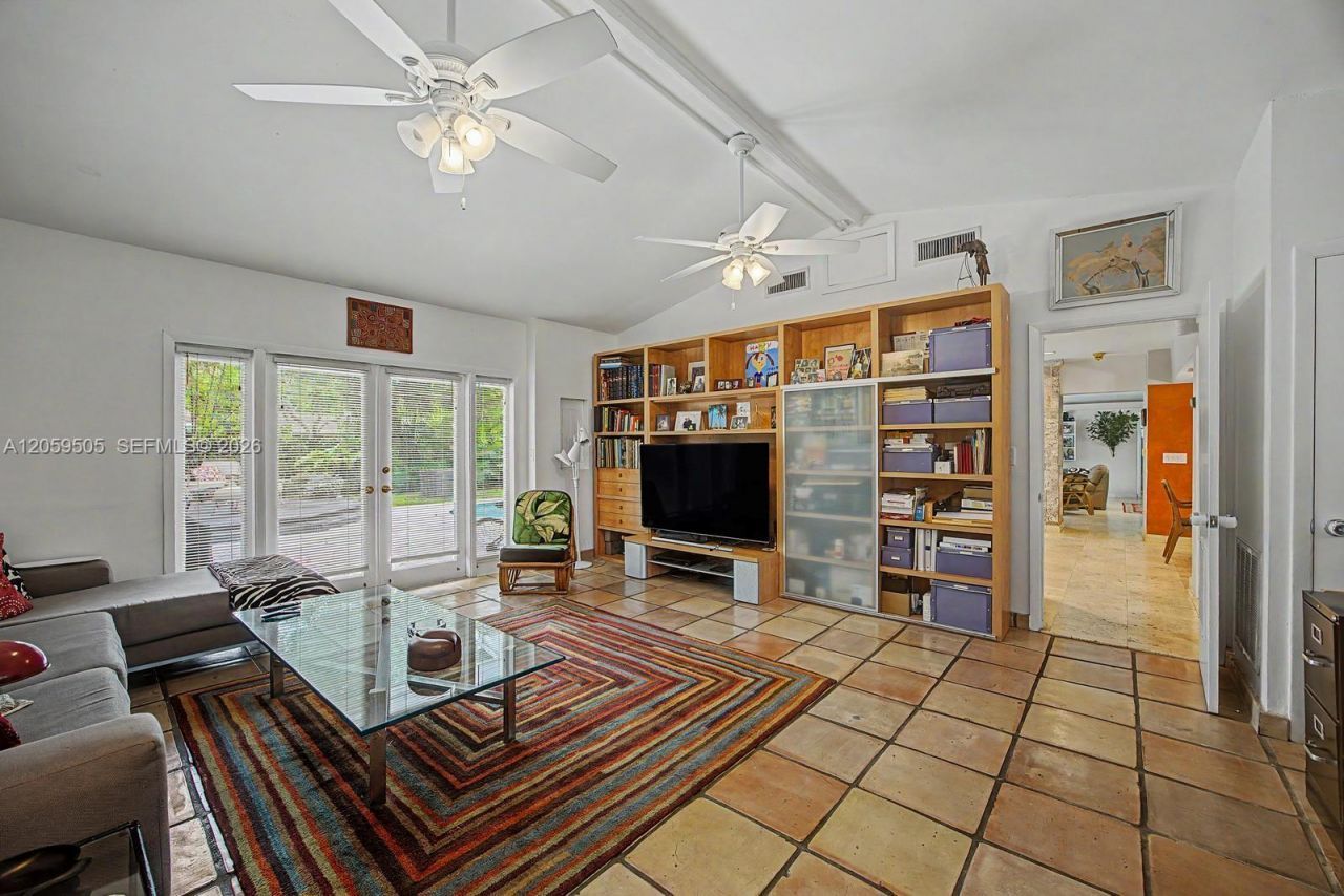 7331 SW 117th Ter , Pinecrest, FL 33156 Photo