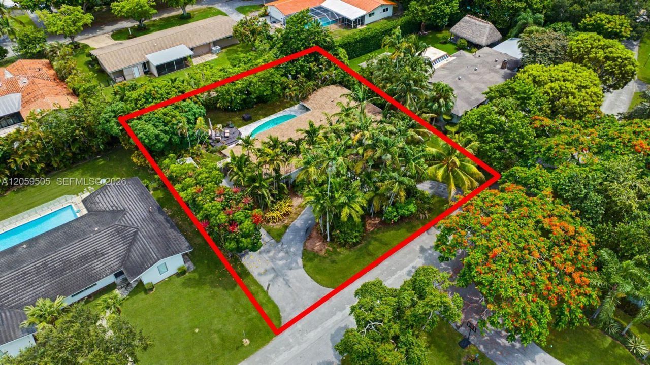 7331 SW 117th Ter , Pinecrest, FL 33156 Photo