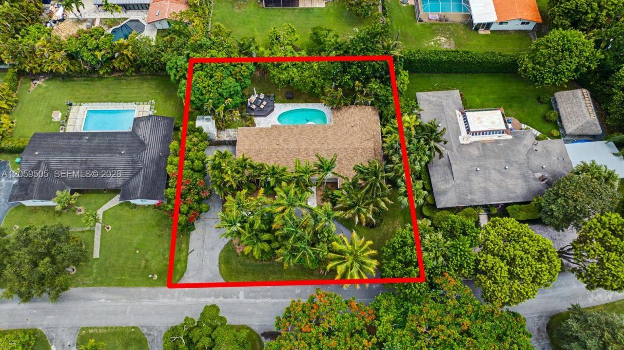 7331 SW 117th Ter , Pinecrest, FL 33156 Photo