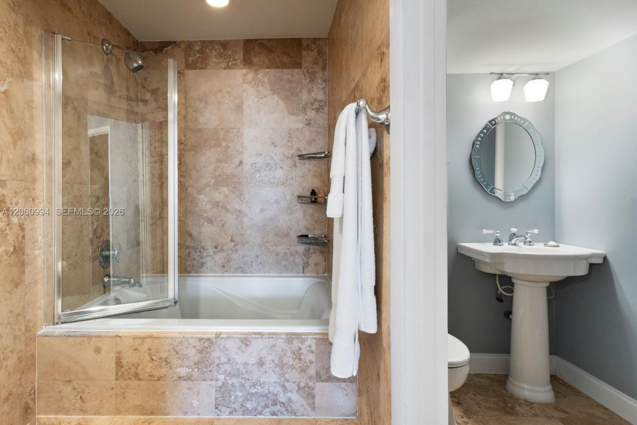 5 Island Ave, Unit LE, Miami Beach, FL 33139 Photo
