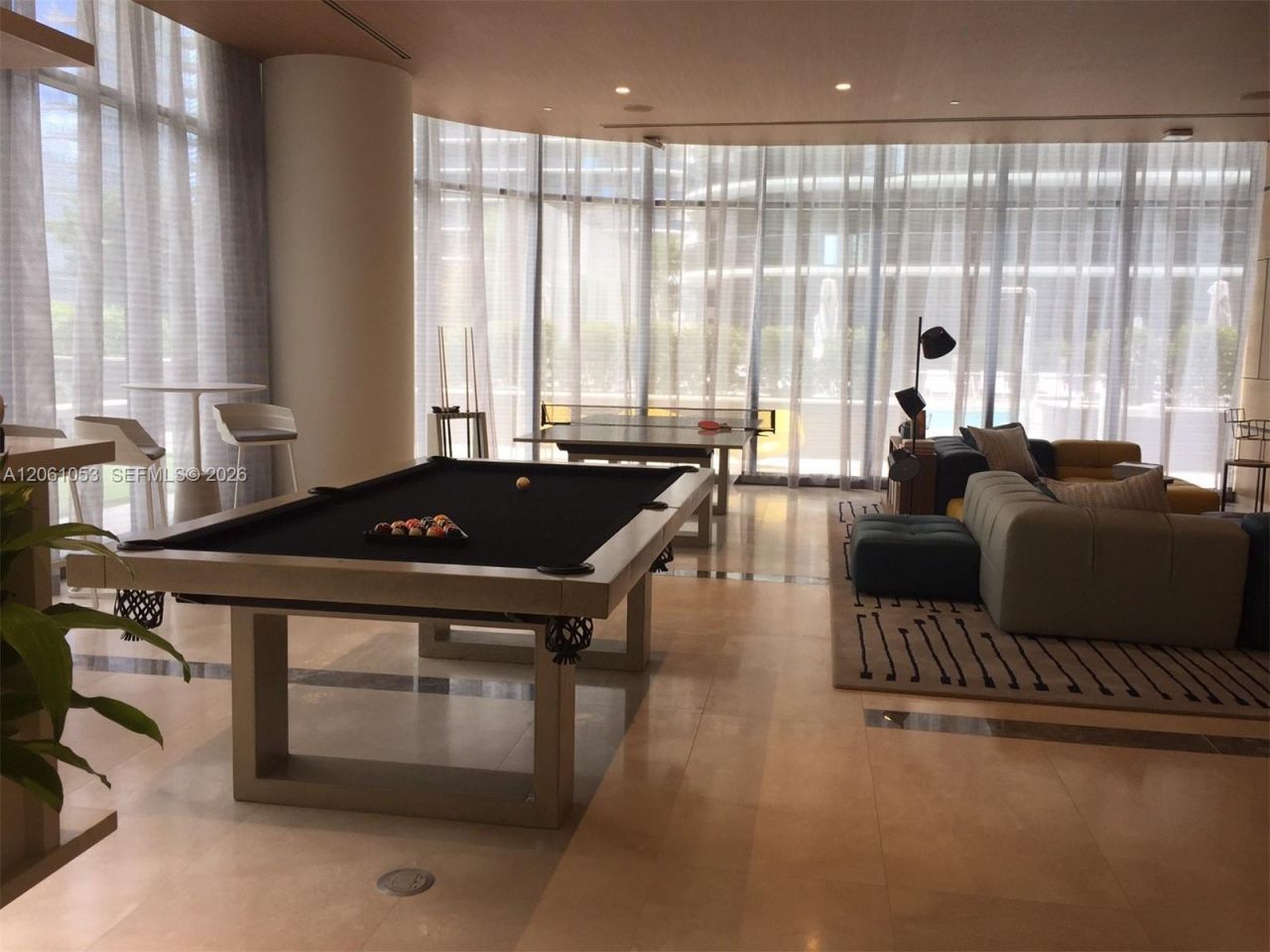 45 SW 9 St , Unit 1607, Miami, FL 33131 Photo
