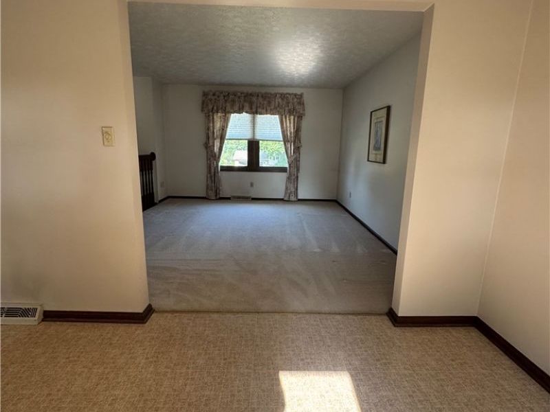 2370 Oak Trace Street, Youngstown, OH 44515 Photo 20