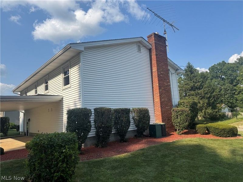 2370 Oak Trace Street , Youngstown, OH 44515 Photo 3