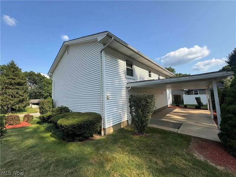 2370 Oak Trace Street , Youngstown, OH 44515 Photo 4