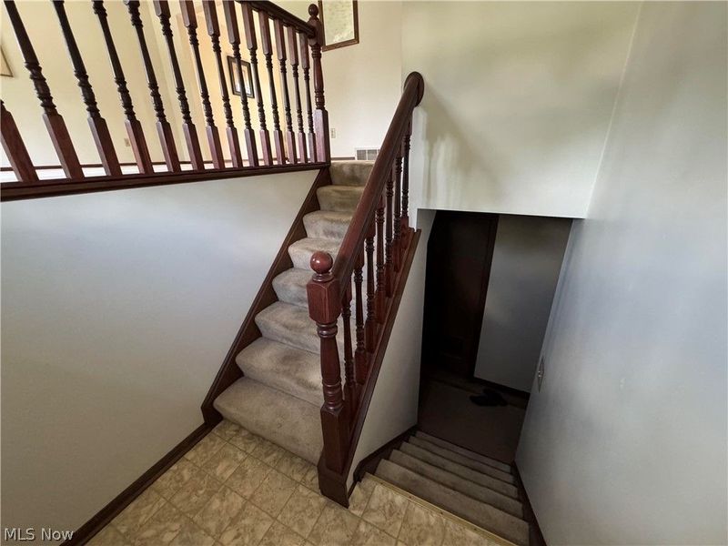 2370 Oak Trace Street , Youngstown, OH 44515 Photo 9