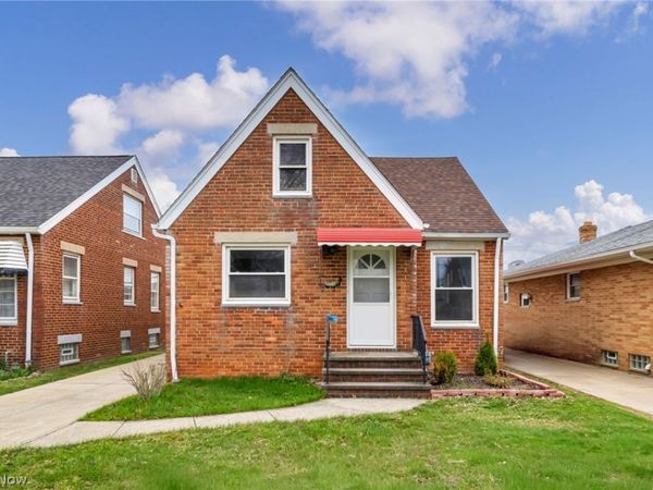3202 Parklane Drive , Parma, OH 44134