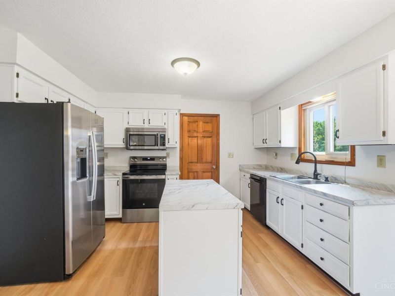 3540 Oak Spring Drive, Fairfield Twp, OH 45011 Photo 6