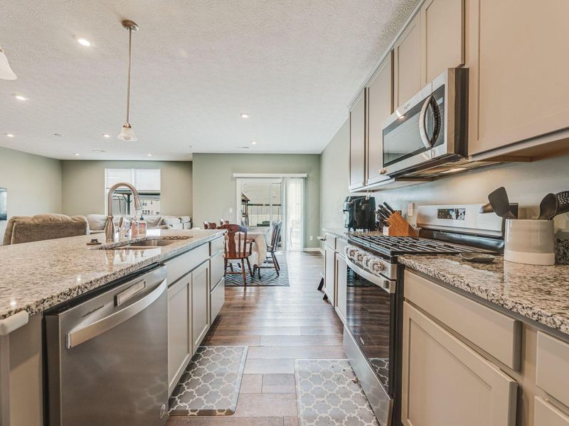 1187 Lake Forest Drive , Hebron, OH 43025 Photo 13