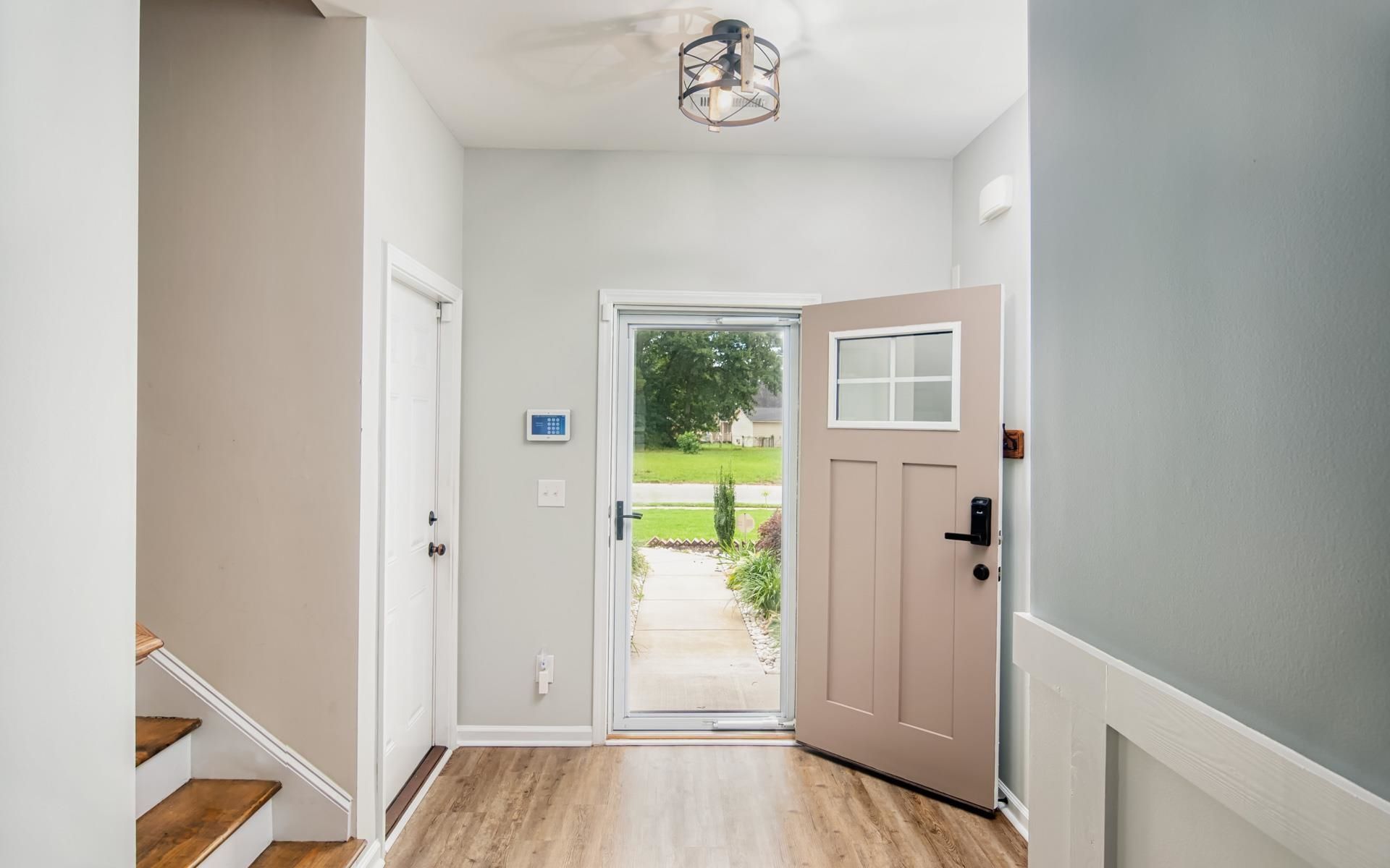 405 Two Rivers Rd. Photo 4