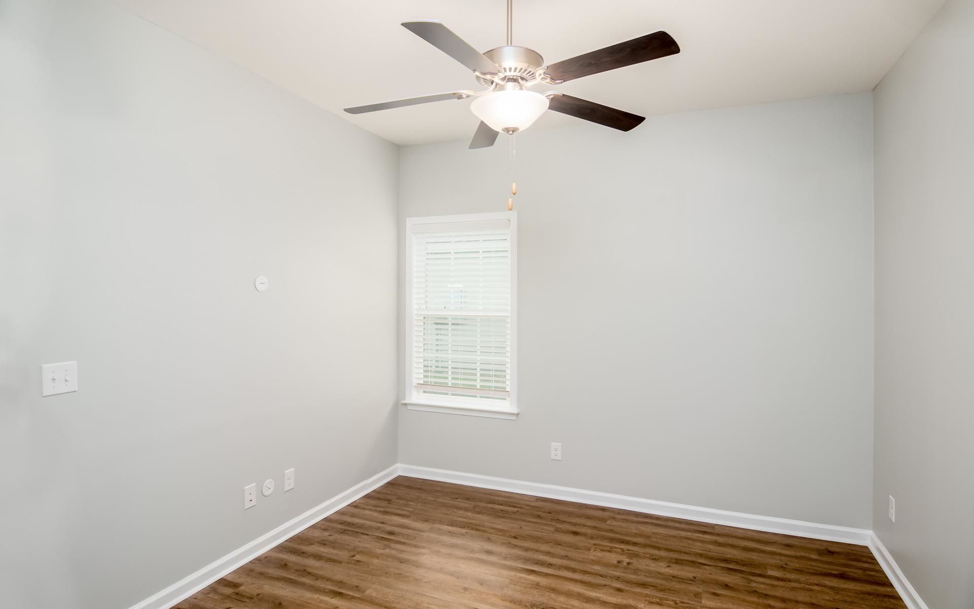 405 Two Rivers Rd. Photo 6