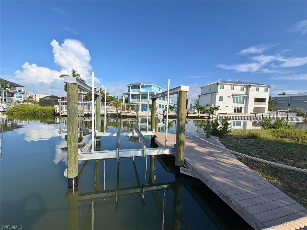 800 3rd St, Fort Myers Beach, FL 33931 Photo