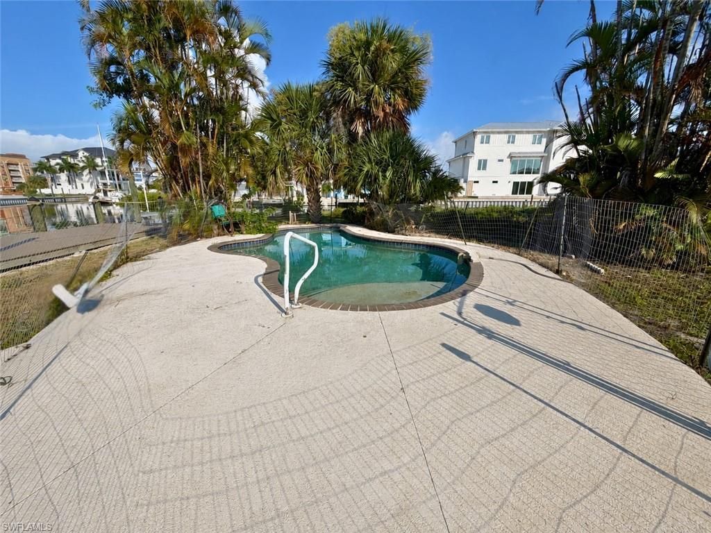 800 3rd St, Fort Myers Beach, FL 33931 Photo