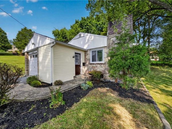 208 Danbury Drive, Syracuse, NY 13219