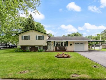 64 Elmford Road , Rochester, NY 14606