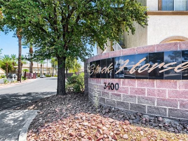 3400 Cabana Drive, Unit 2127, Las Vegas, NV 89122