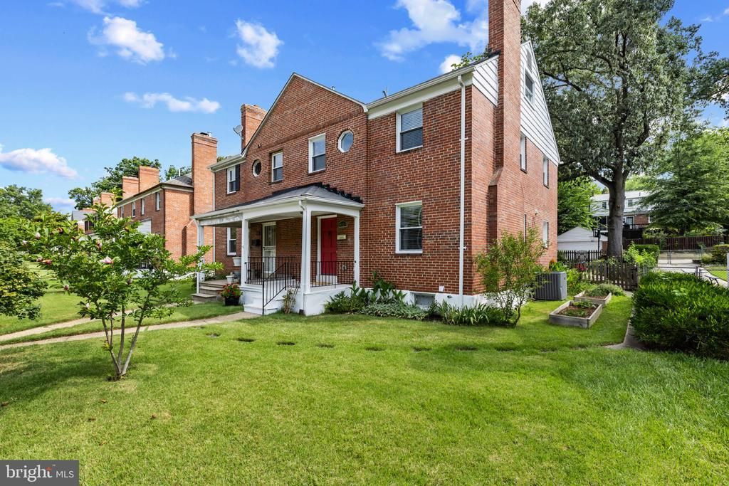 4019 The Alameda, Baltimore, MD 21218 Main Photo
