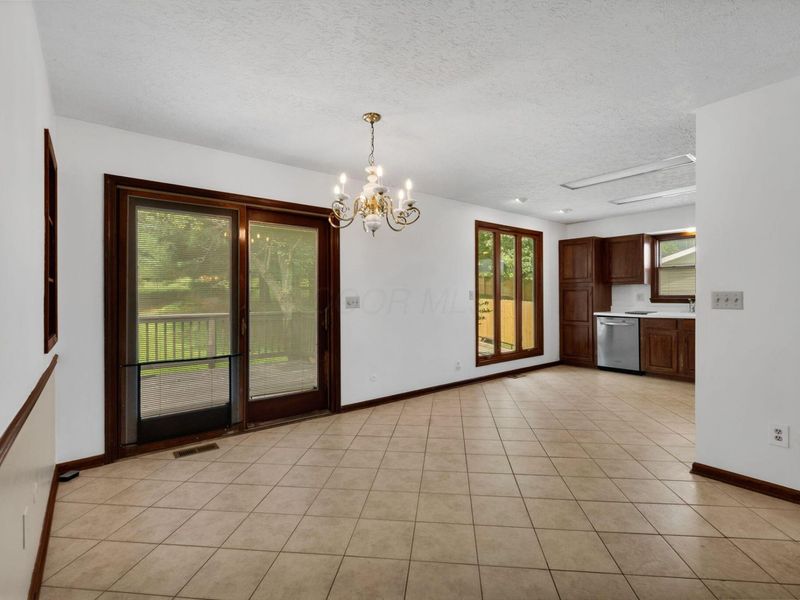 3840 Pleasant Chapel Road SE, Heath, OH 43056 Photo 12