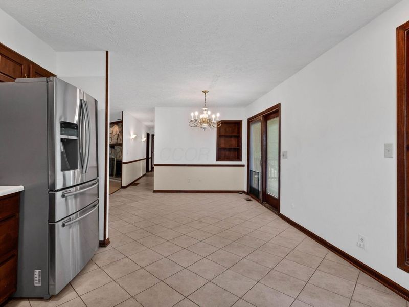 3840 Pleasant Chapel Road SE, Heath, OH 43056 Photo 9