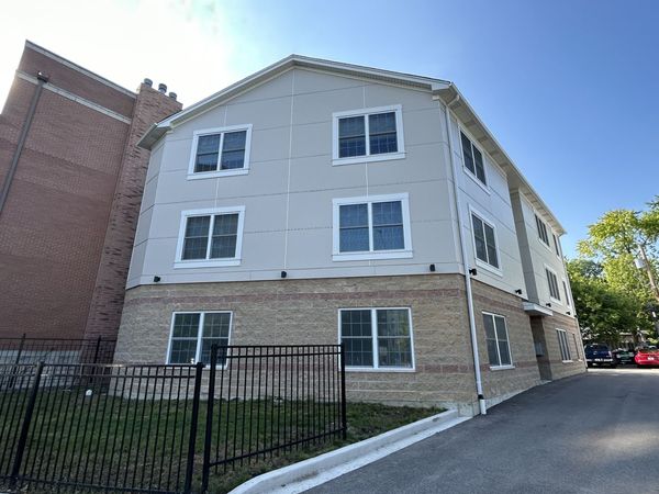 7441 N ROGERS Avenue , Unit 3B, Chicago, IL 60626