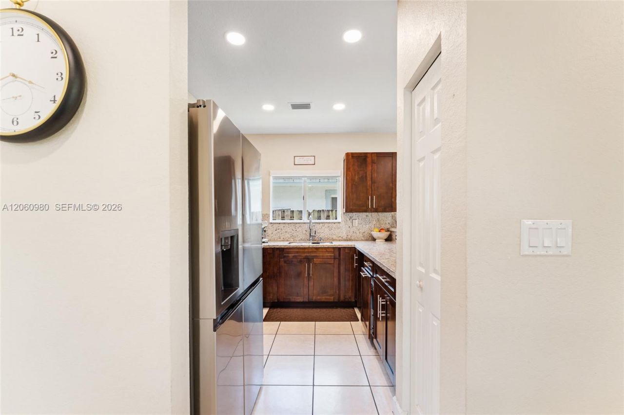 371 NE 32nd Ter , Homestead, FL 33033 Photo