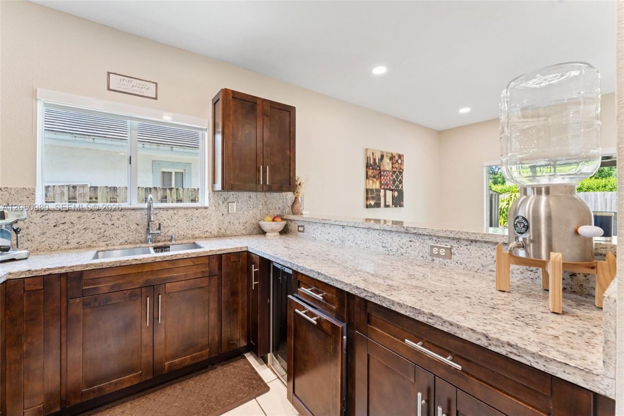 371 NE 32nd Ter , Homestead, FL 33033 Photo