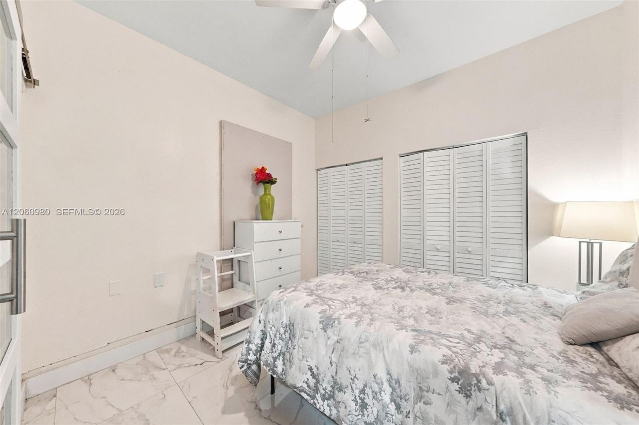 371 NE 32nd Ter, Homestead, FL 33033 Photo