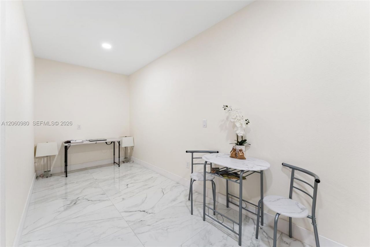 371 NE 32nd Ter , Homestead, FL 33033 Photo