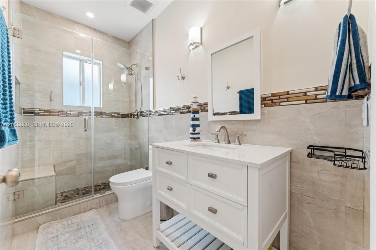 371 NE 32nd Ter, Homestead, FL 33033 Photo