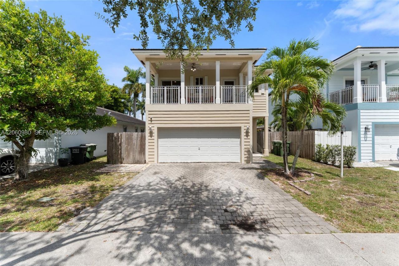 371 NE 32nd Ter, Homestead, FL 33033 Photo