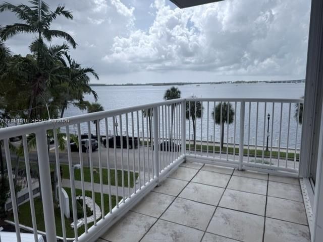 1440 Brickell Bay Dr, Unit 401, Miami, FL 33131 Photo